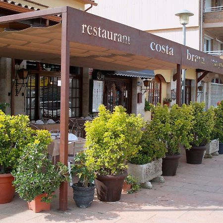 Pensio Costa Brava Hotel ซานต์อันโตนี เด กาโลเญ ภายนอก รูปภาพ
